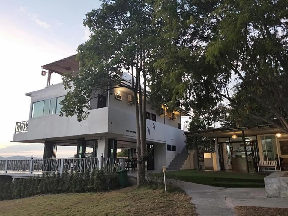 Norn Nab Dao Rimphu Resort Chiang Khan Zewnętrze zdjęcie